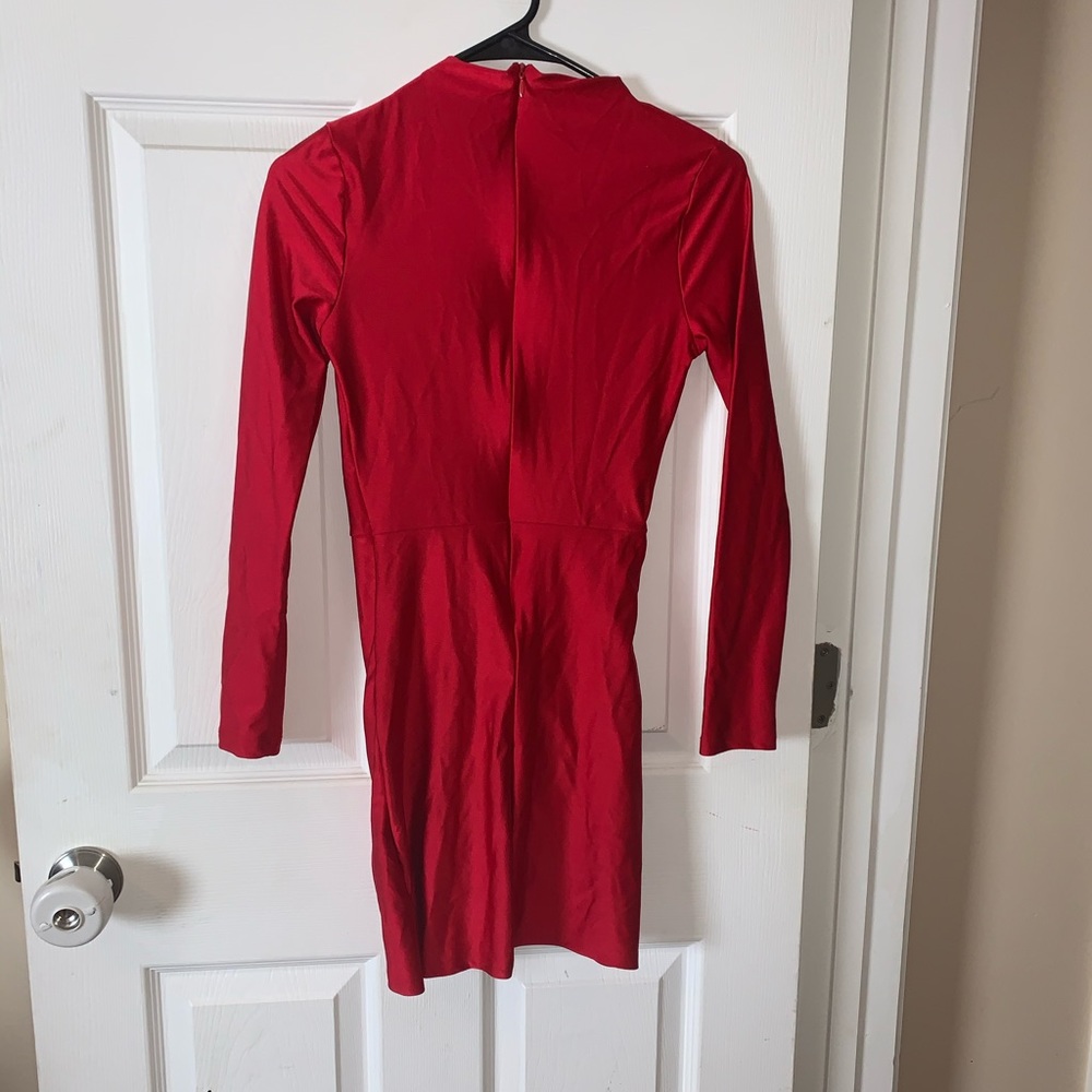 Red Dress - Picture 3 of 3